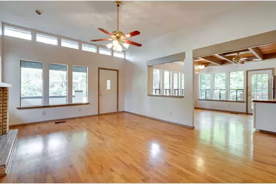 1301 Dublin Street, Grapevine, TX 76051 - Photo 8