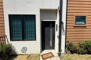 1910 Caddo St, Dallas, TX 75204 - Photo 2