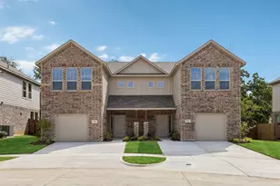513-515 S Mockingbird Ln, Denton, TX 76205 - Photo 1