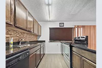 705 Priscilla, DeSoto, TX 75115 - Photo 2