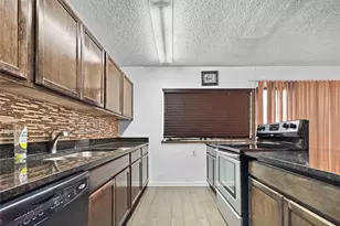 705 Priscilla, DeSoto, TX 75115 - Photo 2