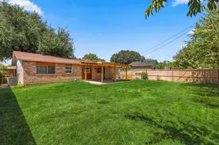 3214 Parker St, Irving, TX 75062 - Photo 18