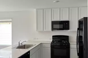 10732 Gun Barrel St, Fort Worth, TX 76108 - Photo 4