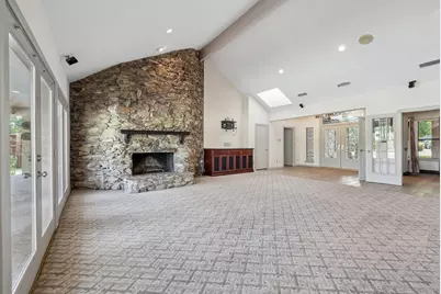 13217 Woodhaven Drive, Farmers Branch, TX 75234 - Photo 4
