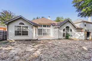 605 Oakbrook Dr, Burleson, TX 76028 - Photo 28