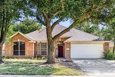 605 Oakbrook Drive, Burleson, TX 76028 - Photo 1