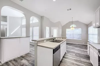 605 Oakbrook Drive, Burleson, TX 76028 - Photo 8
