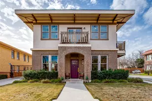 1038 Kings Hwy, Dallas, TX 75208 - Photo 1