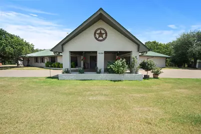 1629 Blair Drive, Cleburne, TX 76031 - Photo 2