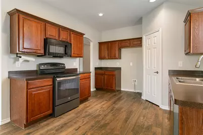 14032 Sand Hills Drive, Fort Worth, TX 76052 - Photo 8