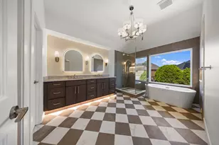 7504 Hughes Dr, Plano, TX 75024 - Photo 4