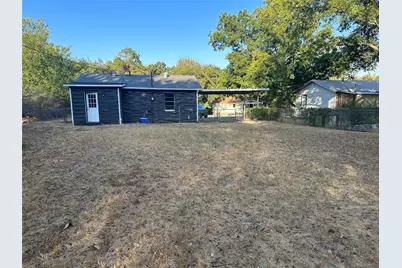 137 Lynn Drive, Azle, TX 76020 - Photo 8