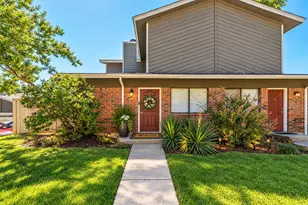 1122 Millview Dr, Arlington, TX 76012 - Photo 2