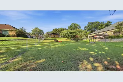 9012 Bontura Road, Granbury, TX 76049 - Photo 28