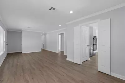 2416 Lake Air Drive, Waco, TX 76710 - Photo 6