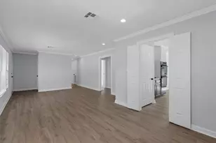 2416 Lake Air Dr, Waco, TX 76710 - Photo 6
