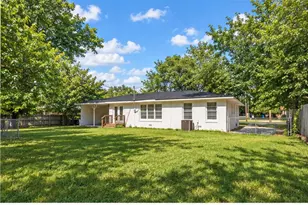 2416 Lake Air Dr, Waco, TX 76710 - Photo 16