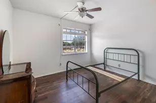 1821 E Grauwyler Rd, Irving, TX 75061 - Photo 18