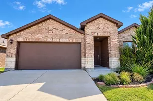 10333 Ft Croghan Trl, Crowley, TX 76036 - Photo 2