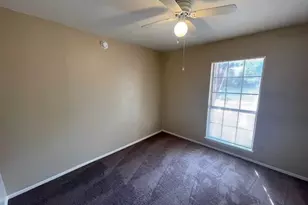 9401 Grant Dr, Rowlett, TX 75088 - Photo 8