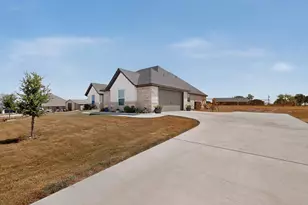 3151 Infinity Dr, Weatherford, TX 76087 - Photo 4