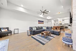 2009 N Prairie Ave, Dallas, TX 75204 - Photo 20
