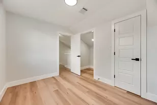 3815 Harlingen St, Dallas, TX 75212 - Photo 34