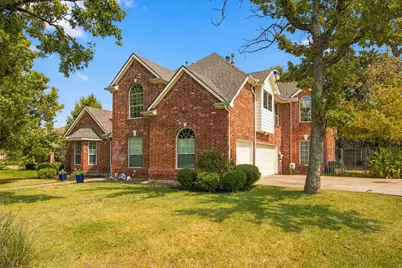 700 Paradise Cove, Shady Shores, TX 76208 - Photo 2