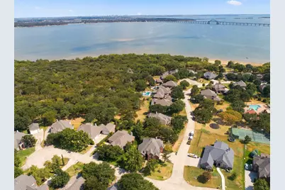 700 Paradise Cove, Shady Shores, TX 76208 - Photo 24