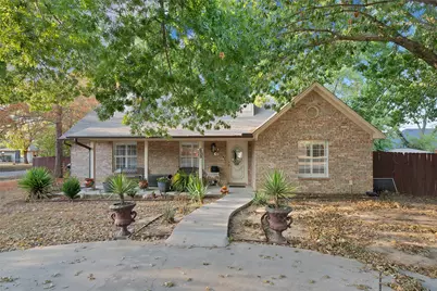 600 E Jacob Street, Pilot Point, TX 76258 - Photo 1
