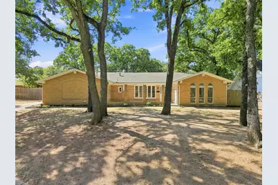 7544 Monterrey Drive, Fort Worth, TX 76112 - Photo 2