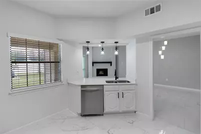 2835 Keller Springs Road #903, Carrollton, TX 75006 - Photo 10