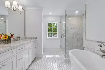 13907 Carillon Drive, Dallas, TX 75240 - Photo 16