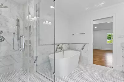 13907 Carillon Drive, Dallas, TX 75240 - Photo 18