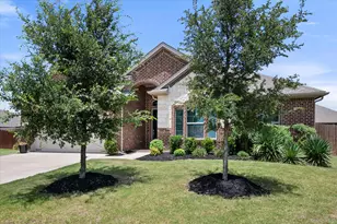 5600 Log Cabin Ct, Midlothian, TX 76065 - Photo 4