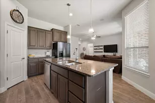 5600 Log Cabin Ct, Midlothian, TX 76065 - Photo 16