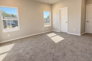 1137 Stella St, Fort Worth, TX 76104 - Photo 8