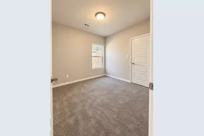 1137 Stella Street, Fort Worth, TX 76104 - Photo 12