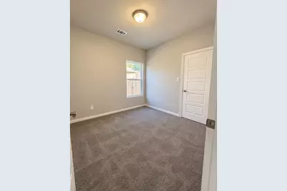 1137 Stella Street, Fort Worth, TX 76104 - Photo 14