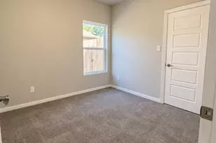 1137 Stella St, Fort Worth, TX 76104 - Photo 14