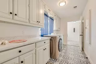 2114 Coral Dr, Arlington, TX 76010 - Photo 20