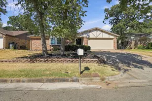3708 Bordeaux Ct, Arlington, TX 76016 - Photo 2