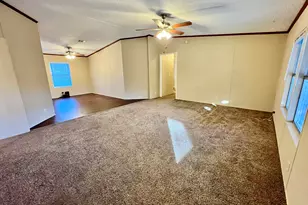 1085 Highland Cir, Springtown, TX 76082 - Photo 8