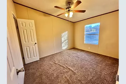 1085 Highland Circle, Springtown, TX 76082 - Photo 14