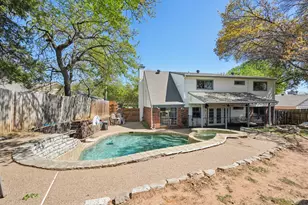 2307 Harrington Ct, Euless, TX 76039 - Photo 32