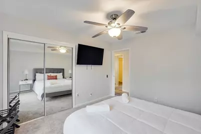 612 W Northgate Drive, Irving, TX 75062 - Photo 36