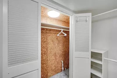 612 W Northgate Drive, Irving, TX 75062 - Photo 24