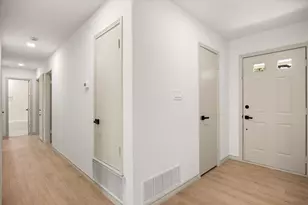 5105 Fairway Cir, De Cordova, TX 76049 - Photo 14