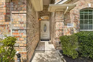 1146 Calvert Dr, Cedar Hill, TX 75104 - Photo 2