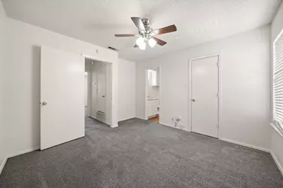 929 W Hickory Street #A14, Denton, TX 76201 - Photo 16